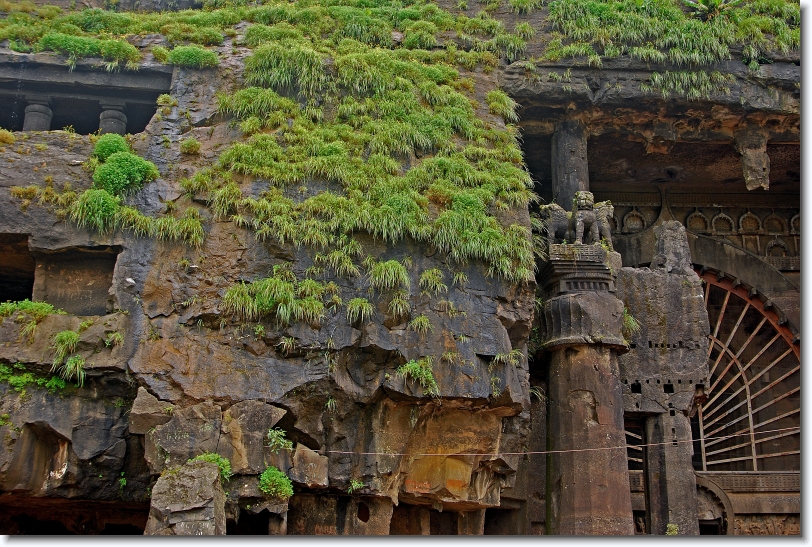 karla_caves_21.jpg