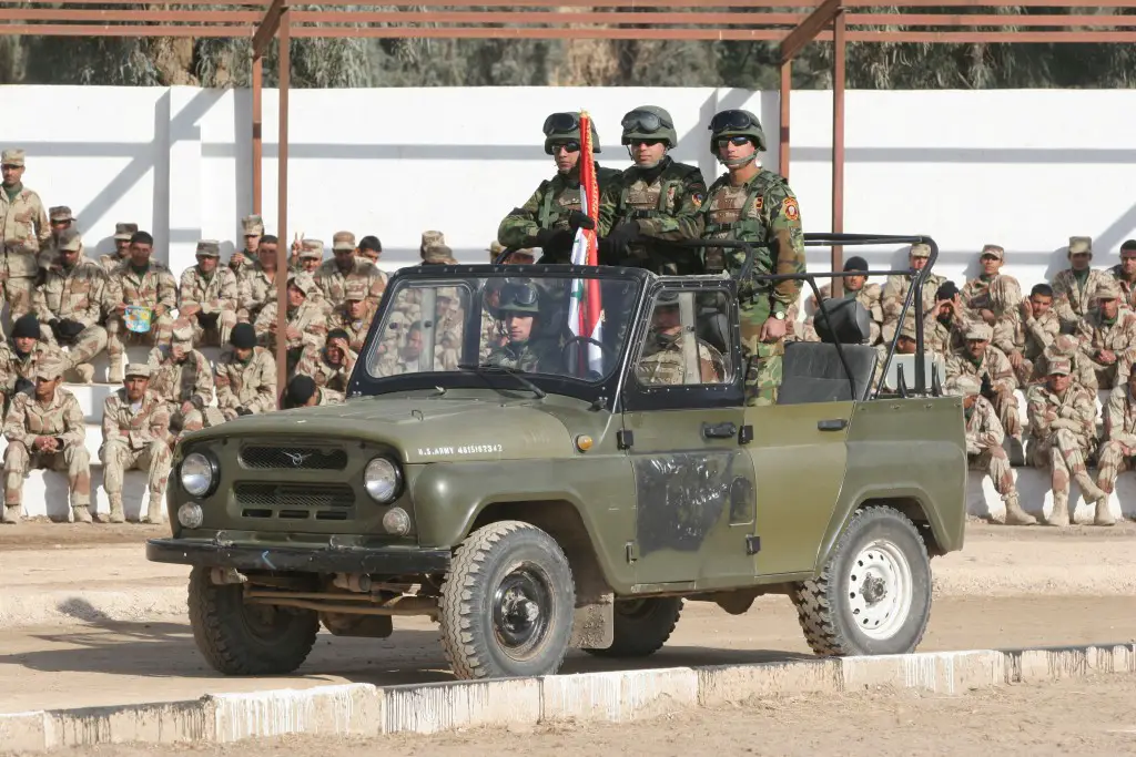 UAZ_jeep_Iraqi_Army_001_forum.jpg