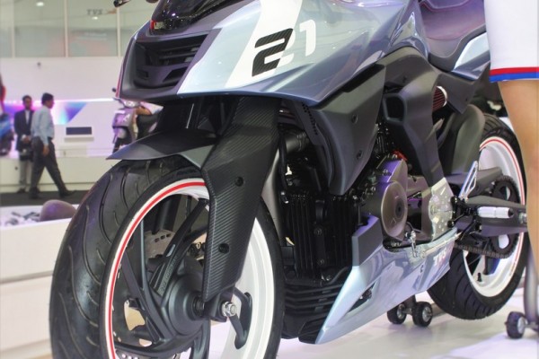 TVS-X21-Apache-200-concept-Pic-front-side-600x400.jpg