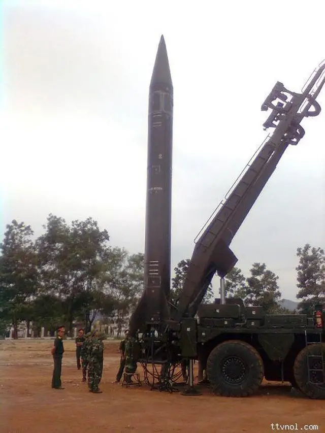 Hwasong-5_surface_to_surface_short-range_tactical_ballistic_missile_North_Korea_Korean_army_defence_industry_004.jpg