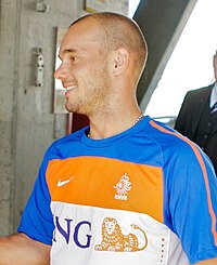 200px-Sneijder_crop.jpg