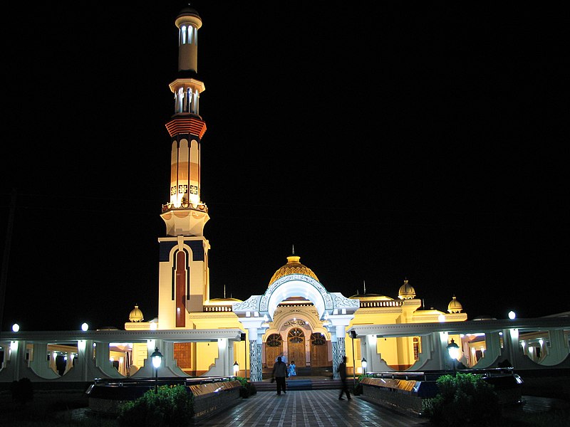 800px-Baitul_Aman_Mosque.JPG