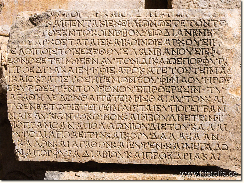 rhodiapolis-lykien-opramoas-inschrift-e5001073.jpg