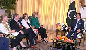 300px-Hillary_Rodham_Clinton_in_Pakistan.jpg