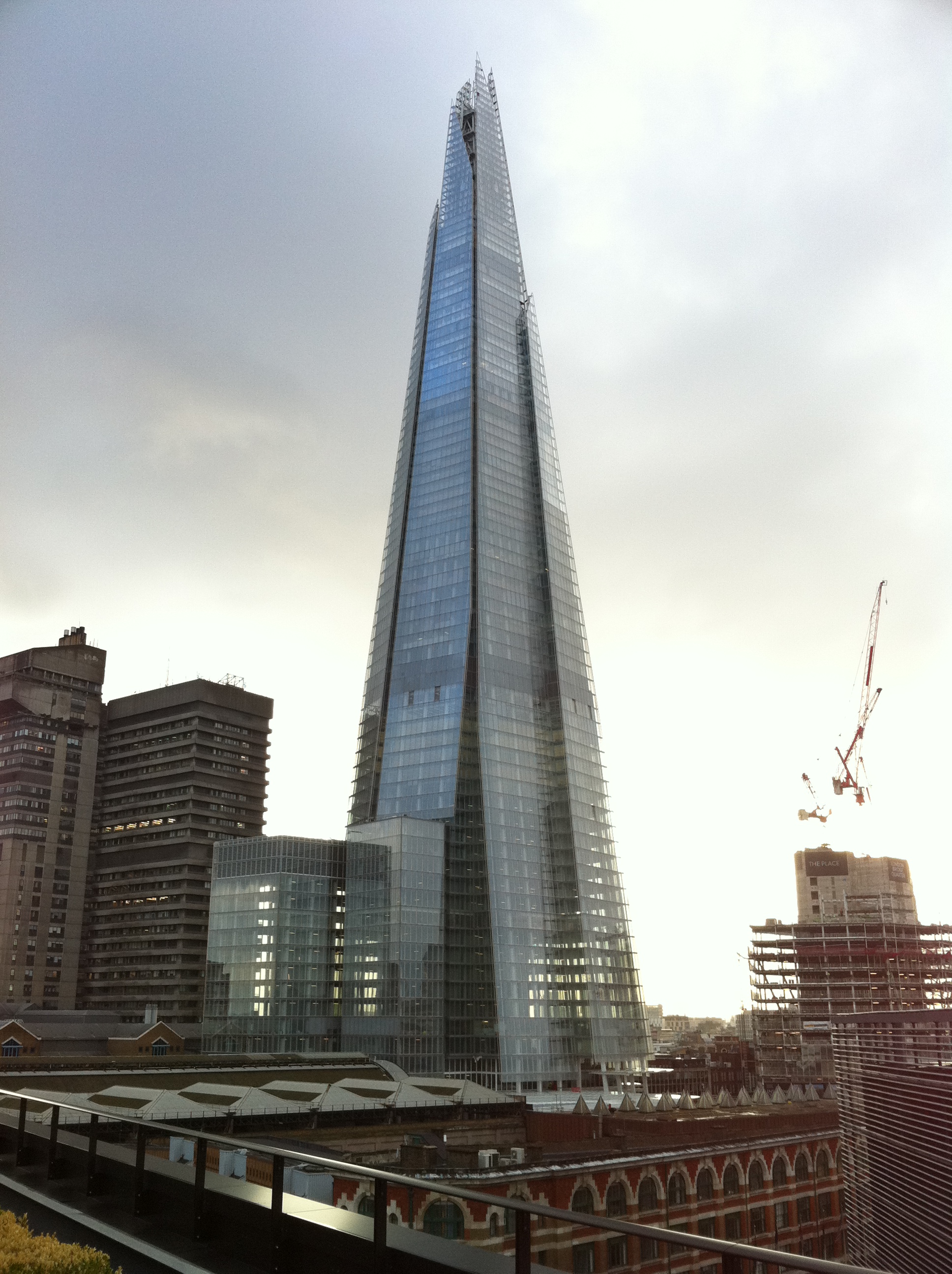 Shard_London_Bridge_May_2012.JPG