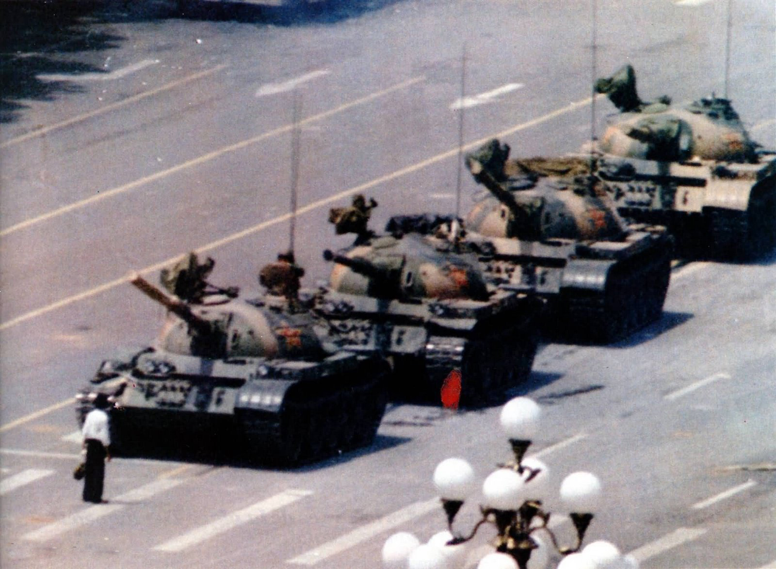 tiananmen.jpg