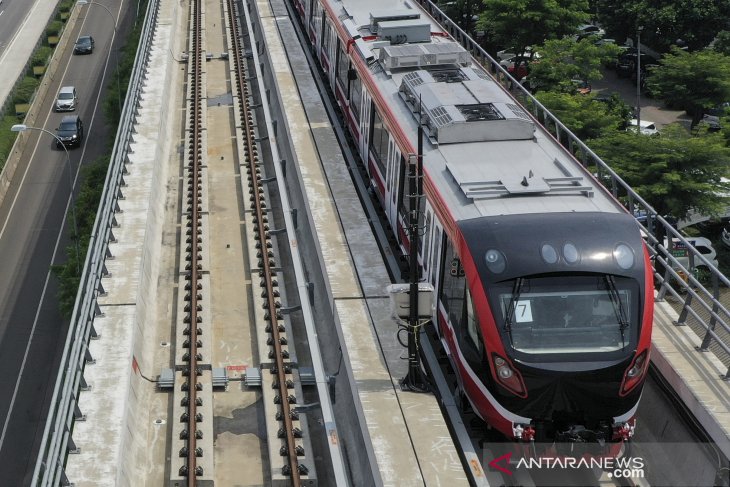 antarafoto-uji-coba-lrt-jabodebek-291020-hma-5.jpg