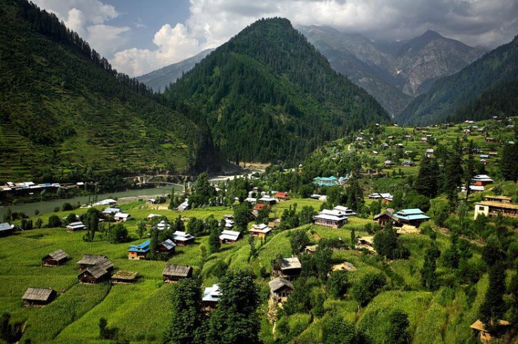 Muzaffarabad-sharda-village-Visitpak.jpg