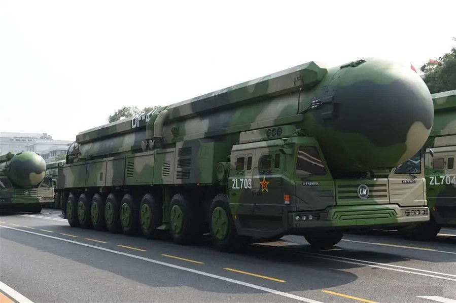 china-unveils-dongfeng-41-intercontinental-ballistic-missile-icbm.jpg