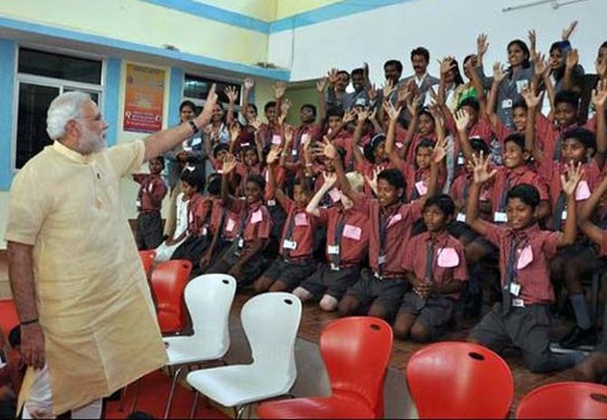 12modi-school1.jpg