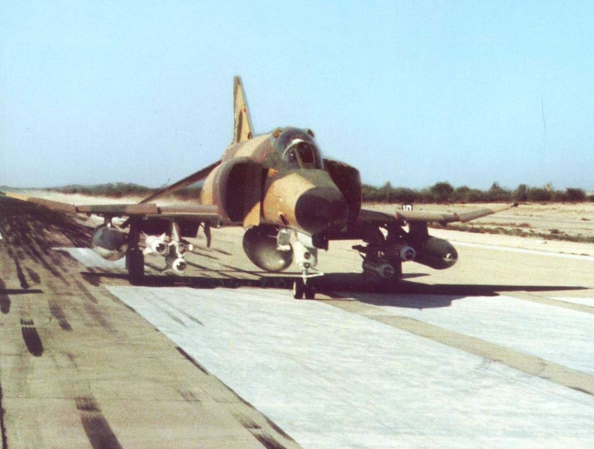 Iranian_F-4E_Phantom_II_armed_with_AGM-65_Maverick.jpg