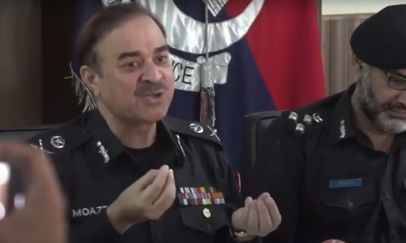 Khyber Pakhtunkhwa Inspector General of Police Moazzam Jah Ansari addresses a press conference in Swat on Thursday. — DawnNewsTV