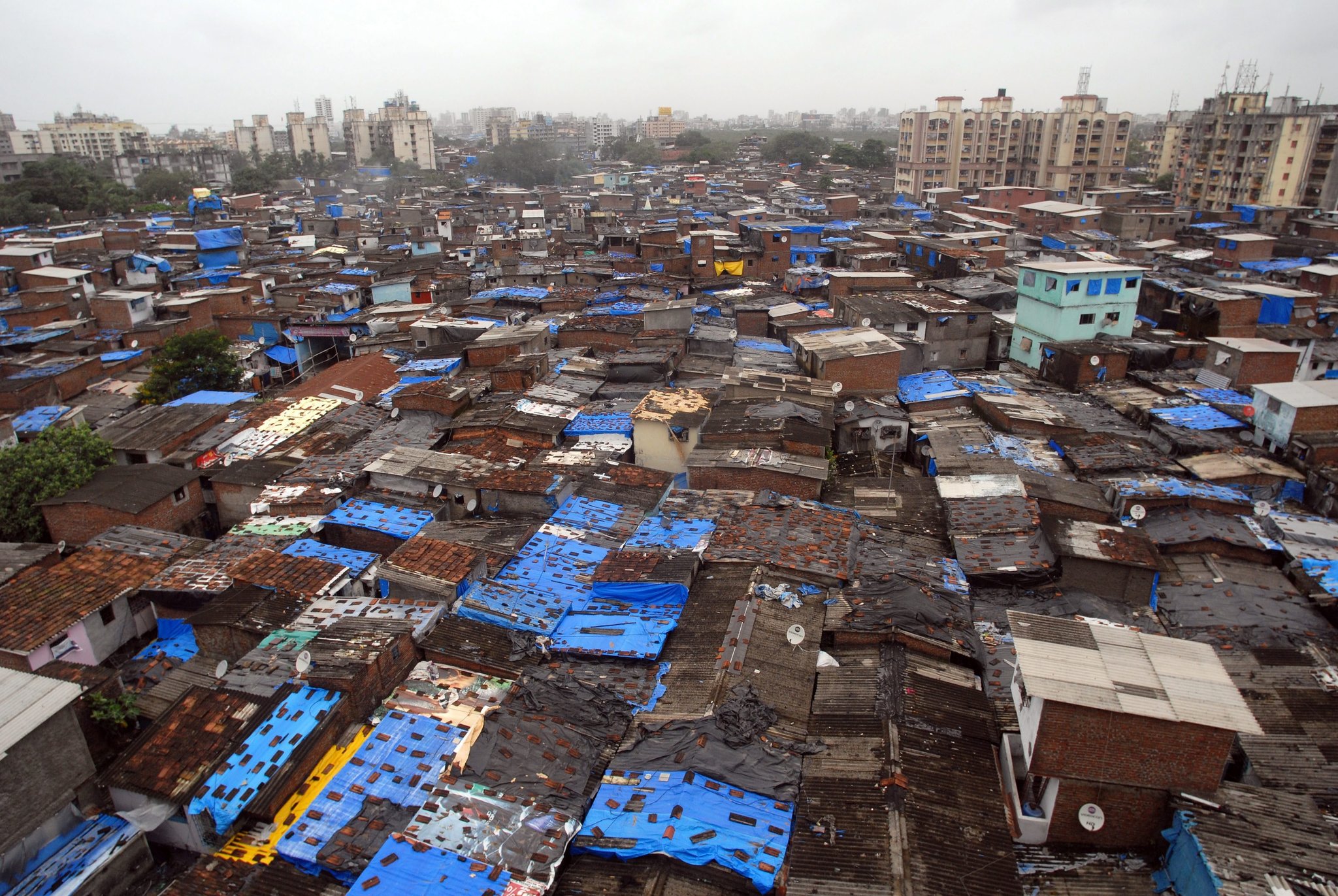 12-slum-mumbai-indiaInk-superJumbo.jpg