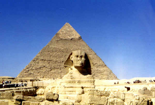 Sphinx_and_Pyramid.jpg