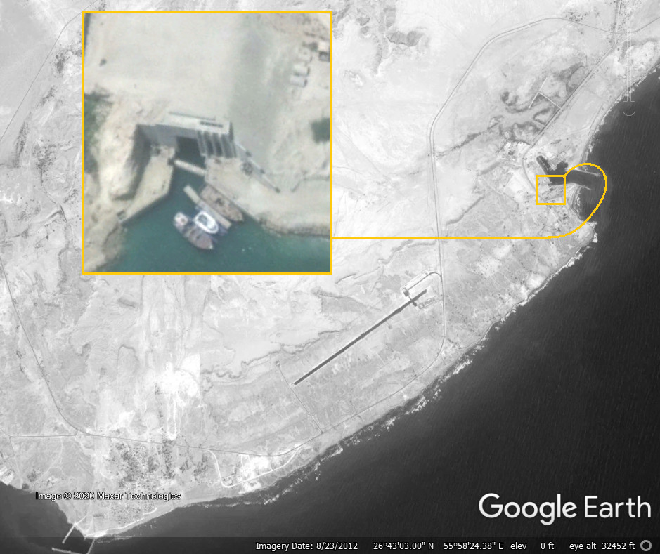 Iran-submarine-tunnels-Qeshm.jpg