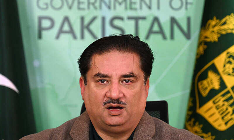  Energy Minister Khurram Dastgir Khan gives a press briefing following the nationwide power outage in Islamabad on January 24. — AFP