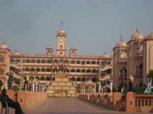 swaminarayan-gurukul.jpg