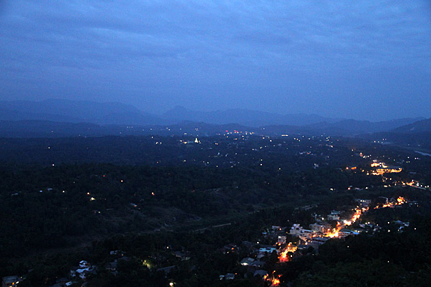 Night-in-Kandy.jpg