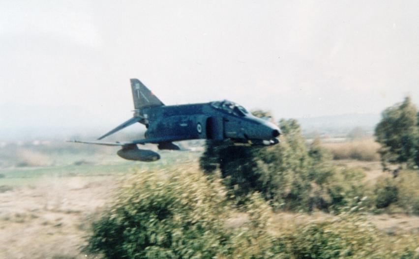 f-4e_gr_16.jpg