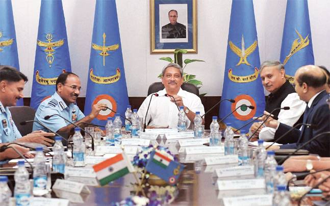 parrikar-647_101415065218.jpg