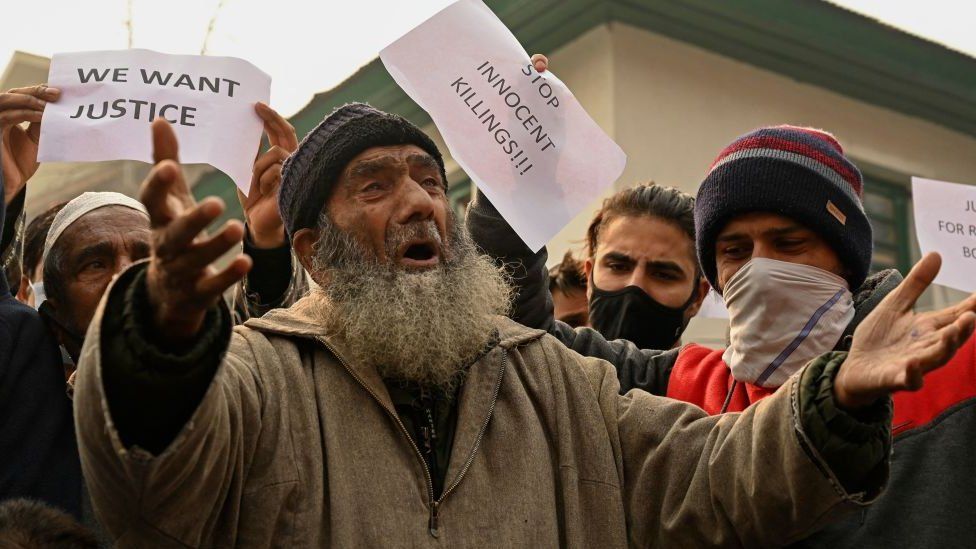 Relatives of slain civilian Mudasir Ahmed during a demonstration in Srinagar on November 17, 2021.