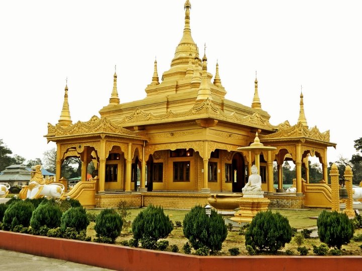 kongmu-Kham+or+Golden+Pagoda.jpg