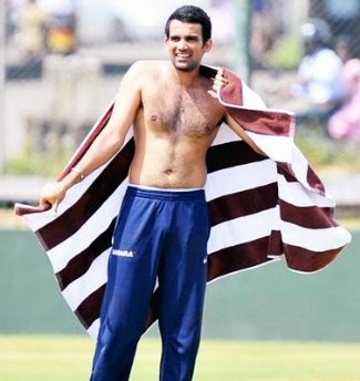 Zahir-Khan-Shirtless-cricket-player.jpg
