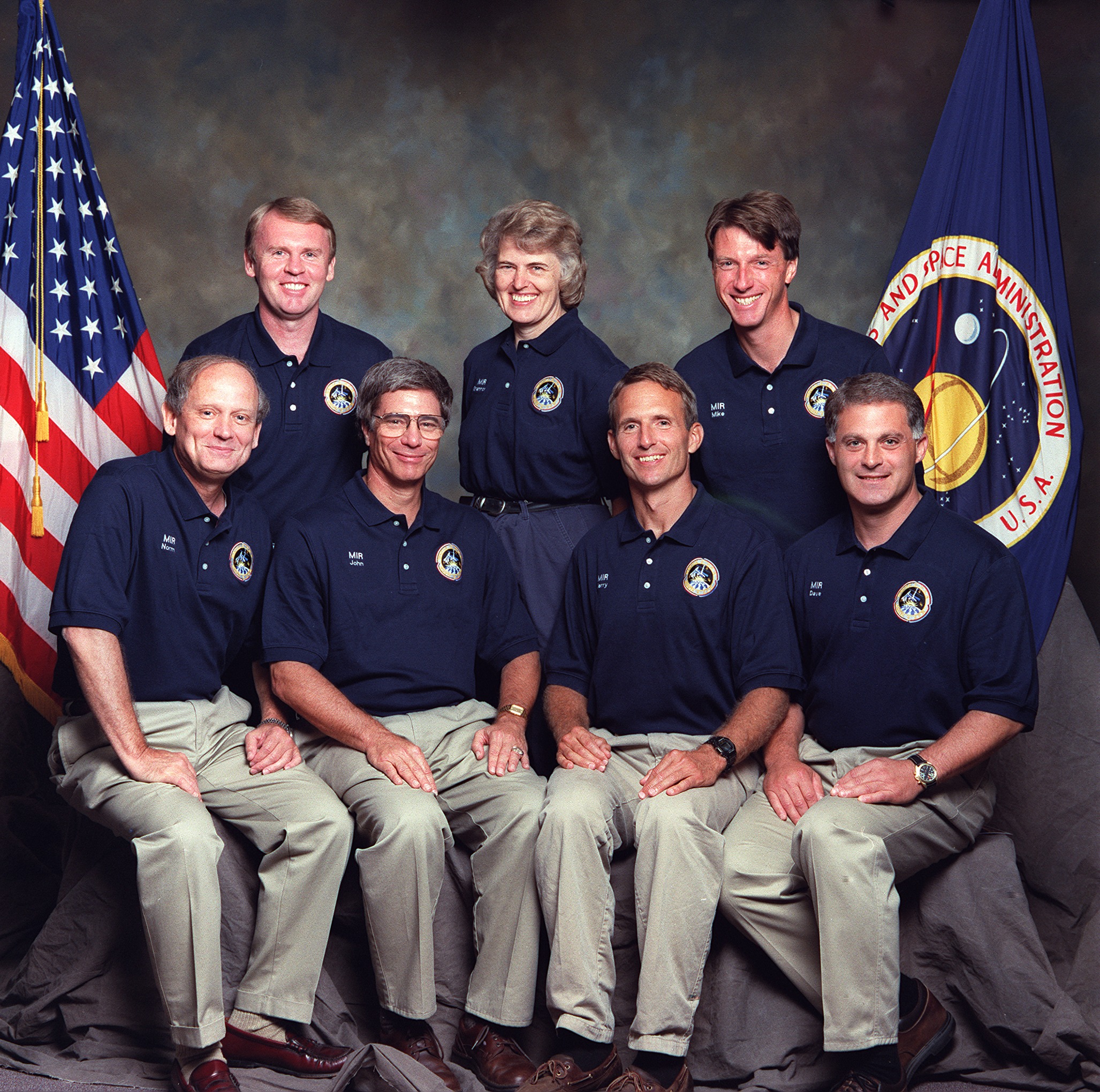 Shuttle-Mir_Astronauts.jpg