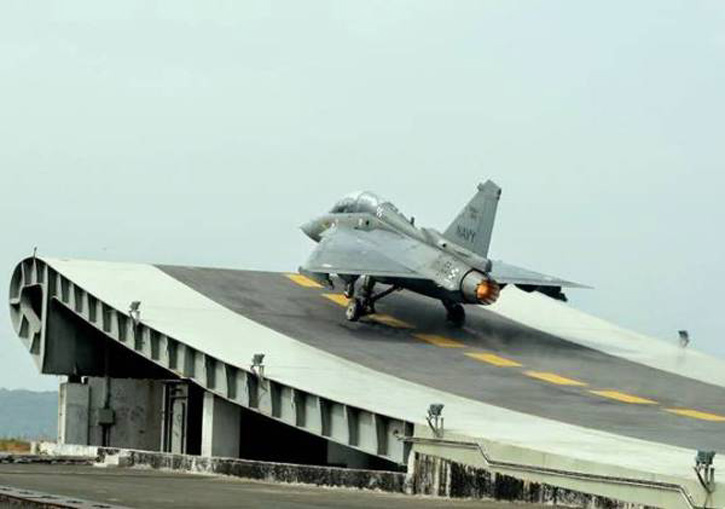 LCA_navy_ski-jump725.jpg