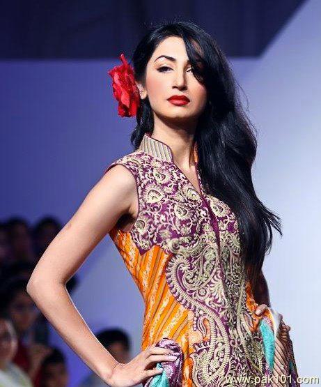 Hira_Tareen_Pakistani_Fashion_Model__40_fcjpj_Pak101(dot)com.jpg