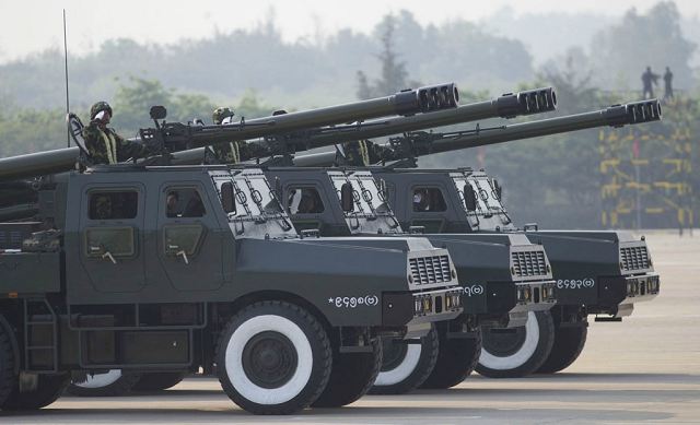 SH-1_155mm_6x6_wheeled_self-propelled_howitzer_Myanmar_army_640_001.jpg