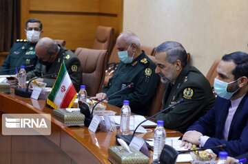 Iran-Azerbaijan defense ministers' meeting in Tehran