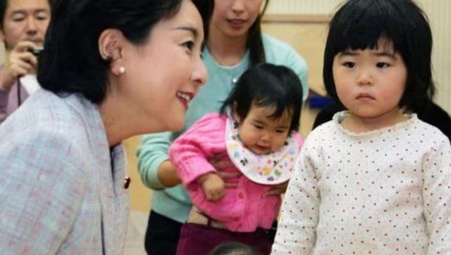 Japan: Half of unmarried people under 30 do not want kids