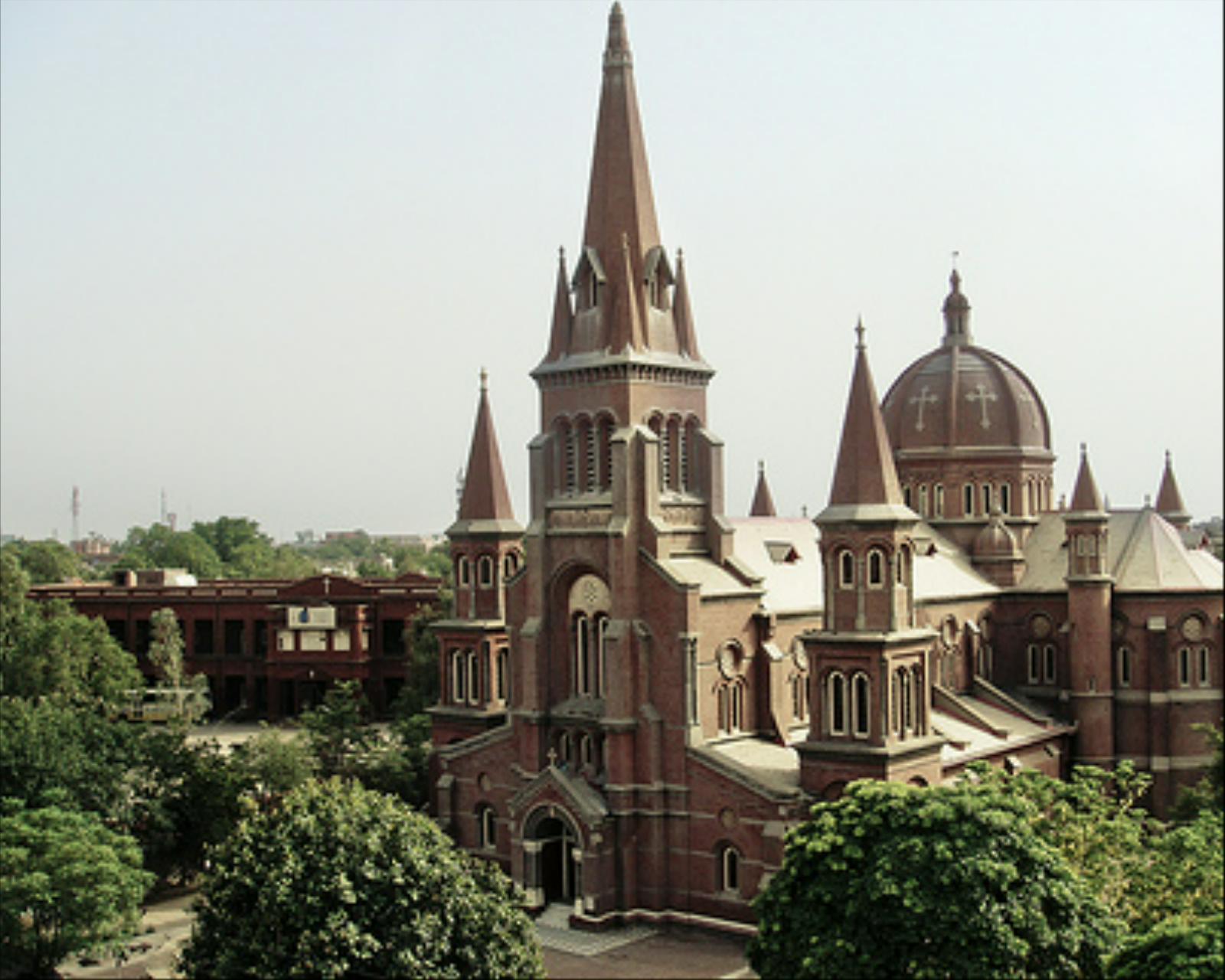 Sacred_Heart_Cathedral,_Lahore.jpg