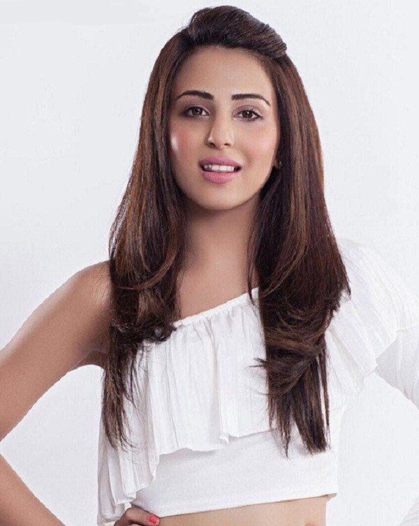 Ushna-Shah-Model-Actress-RJ-Host-294-2834.jpg