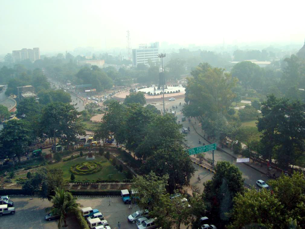 Parivartan_Chowk_Lucknow.jpg