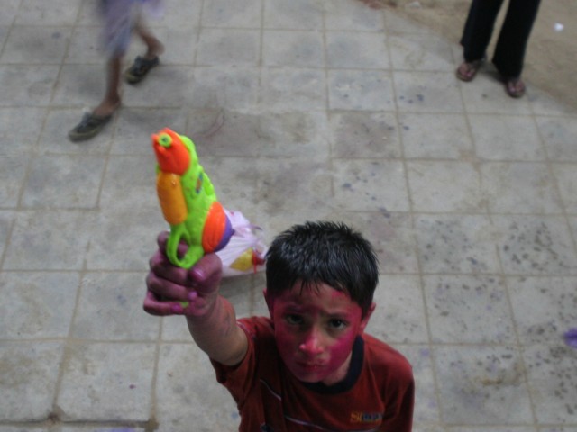 Holi-at-Swami-Narayan-Temple-61-640x480.jpg