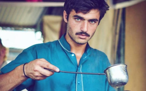 Arshad-Khan-pakistan-model-chai-wala-xlarge_trans_NvBQzQNjv4Bqg-VWvOIJKlKo7WTGpl35mXAWRory9NWr0Y9rXG8UwjU.PNG