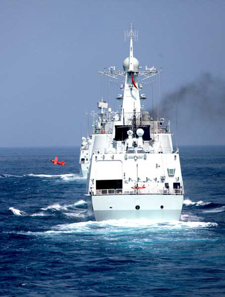 +15th+Chinese+naval+escort+taskforce+type+054a+type+052cd+z9+composed++guided+missile+frigate+Hengshui,+amphibious+dock+landing+ship+Jinggangshan+comprehensive+supply+ship+Taihu+(4).jpg