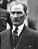 125px-Ataturk_in_1923.jpg