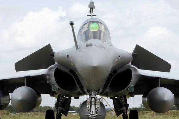 Rafale%2BFighter%2BJet%2BWallpapers%2Bby%2Basian%2Bdefence%2B%25285%2529.jpg