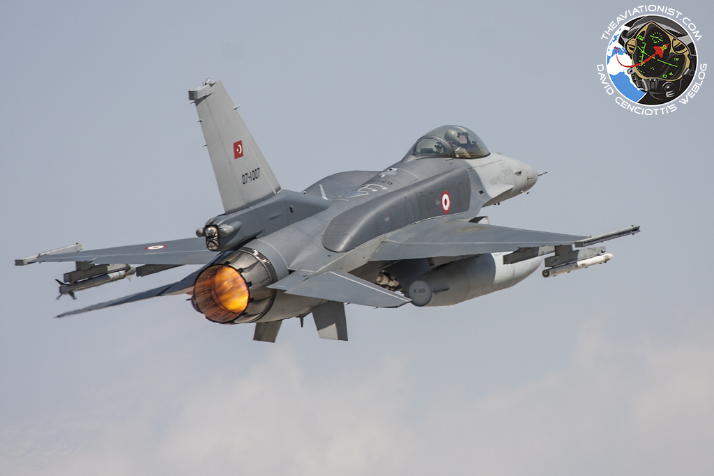 F-16-take-off.jpg