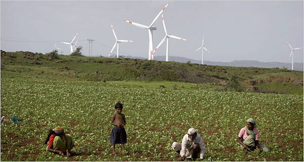 104522,xcitefun-dhule-wind-farm-2.jpg