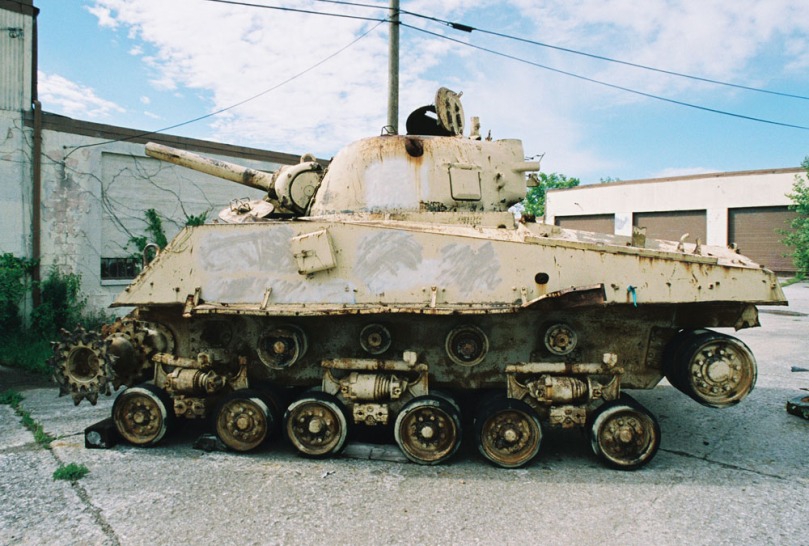 m4105hvss.jpg