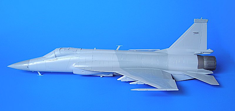 Tru_JF-17_bau_11.jpg