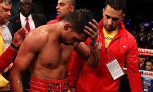 Amir-Khan-loses-to-Lamont-005.jpg