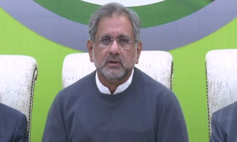 PML-N leader Shahid Khaqab Abbasi addresses a press conference in on Monday. — DawnNewsTV