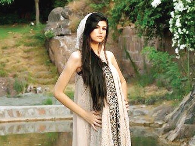 Pakistani-Model-Photo-Publicyt-640x480.jpg