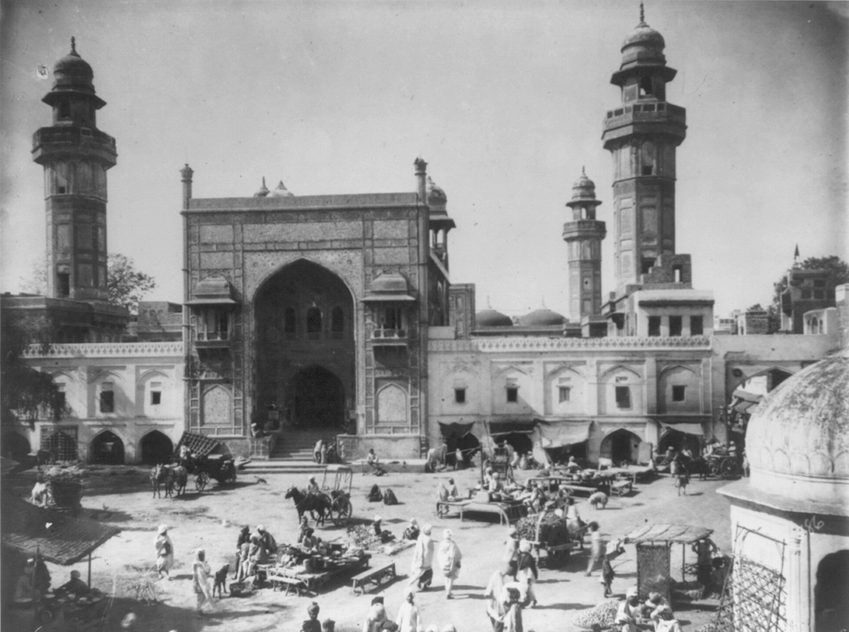 Wazir_Khan_Mosque_in_1895.jpg