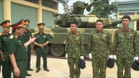 anh-hiem-ve-xe-tang-t-90-moi-cung-cua-viet-nam-hinh-7.jpg